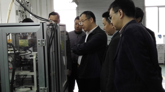 杨齐总裁到Z6官网深圳分公司调研